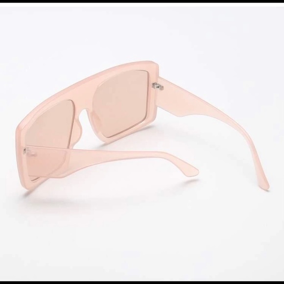 Sunglasses - Picture 4 of 4